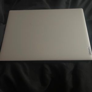 Laptop that’s just sitting around trying to sell it to make some quick cash!